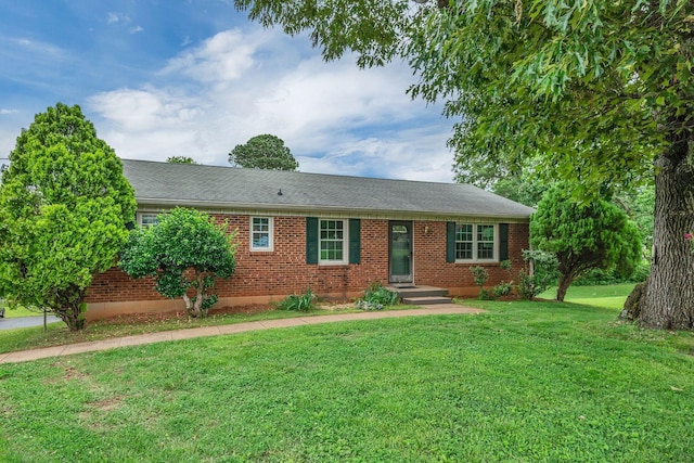 1006 Hillcrest Cir, Pleasant View, TN 37146 - ranch-style home featuring a front yard and brick siding