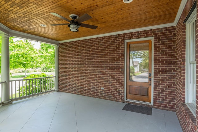 view of patio featuring a ceiling fan