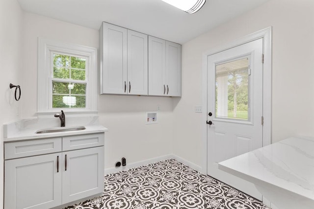 754 Veterans Pkwy, Murfreesboro, TN 37128 - laundry area with hookup for a washing machine, cabinet space, and baseboards