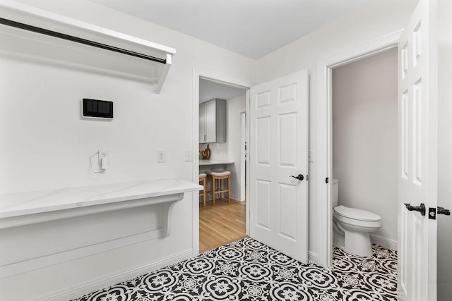 754 Veterans Pkwy, Murfreesboro, TN 37128 - bathroom with toilet