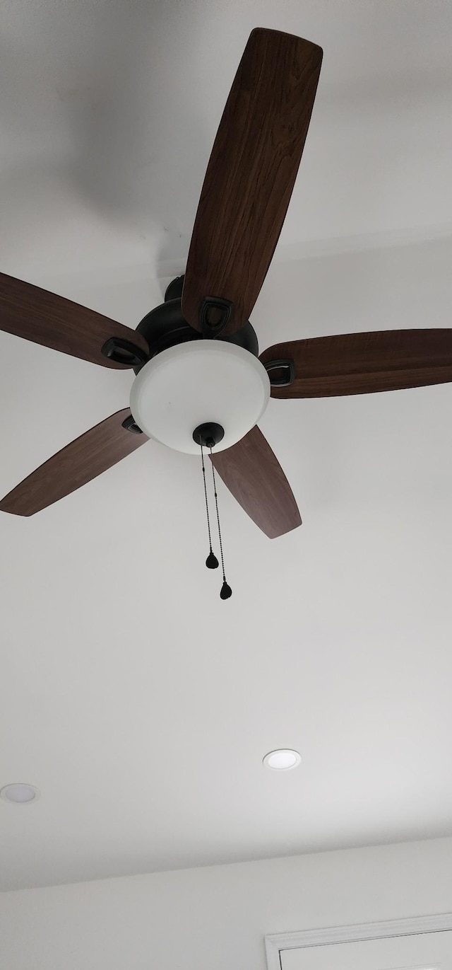 830 Finley Beech Rd, Lewisburg, TN 37091 - detailed view of recessed lighting