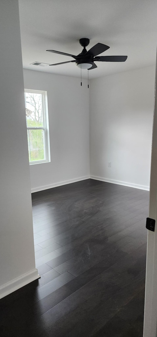 830 Finley Beech Rd, Lewisburg, TN 37091 - empty room featuring a ceiling fan, dark wood-type flooring, and baseboards