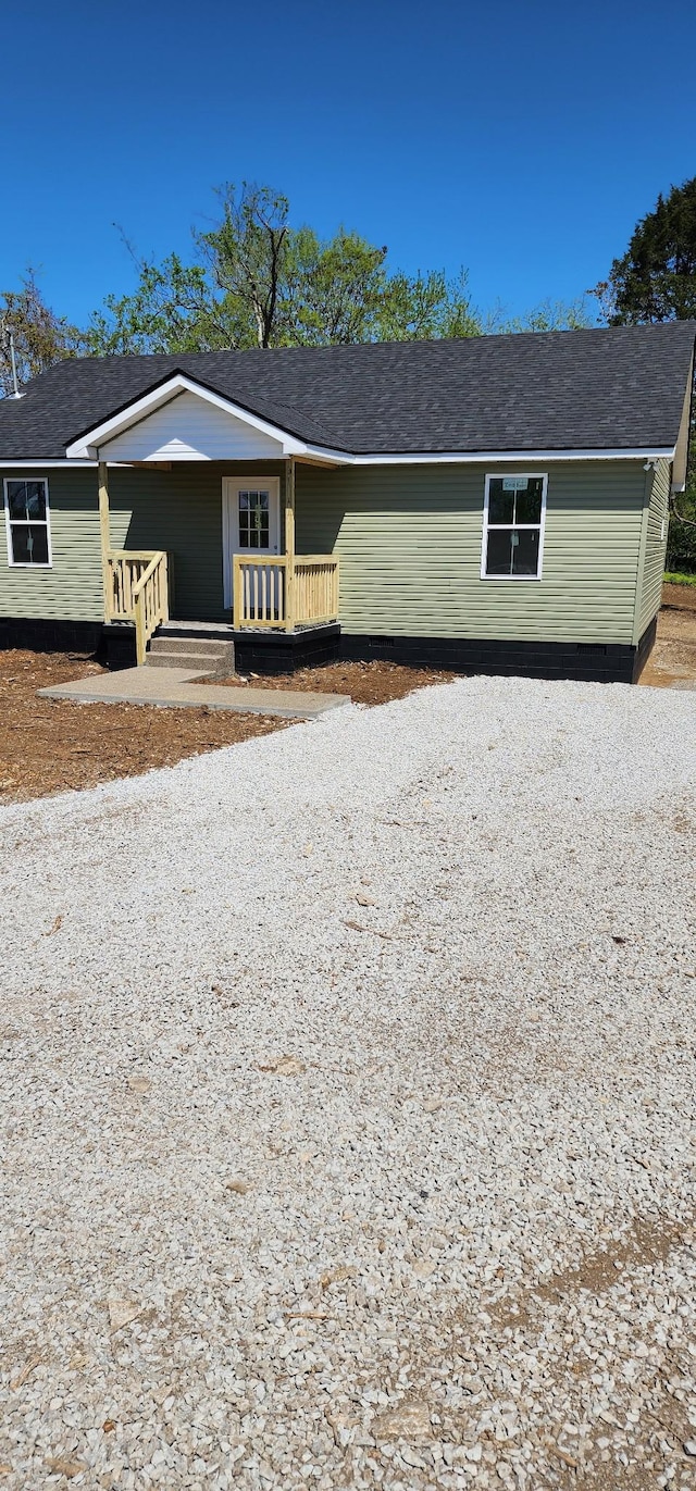 830 Finley Beech Rd, Lewisburg, TN 37091 - view of front of house with gravel driveway