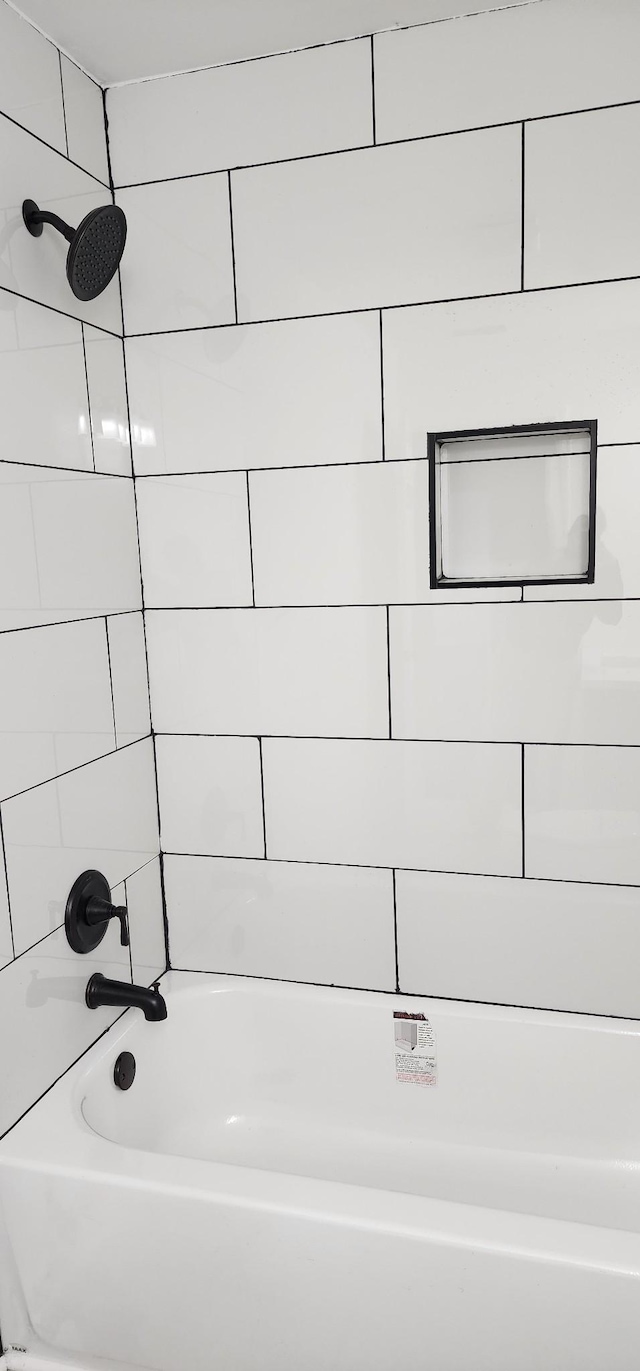 830 Finley Beech Rd, Lewisburg, TN 37091 - bathroom with shower / tub combination