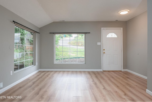 112 Pelham Rd, Knoxville, TN 37914 - foyer entrance with light wood finished floors, baseboards, and lofted ceiling