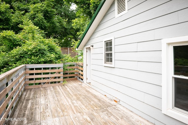 112 Pelham Rd, Knoxville, TN 37914 - wooden deck with view of scattered trees