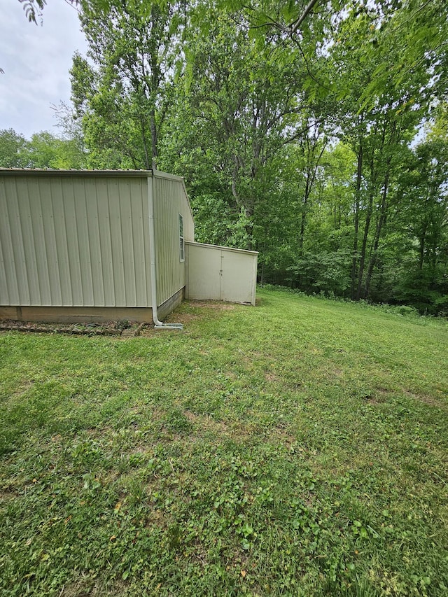 view of grassy yard