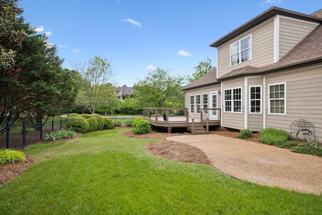 336 Alfred Ladd Rd E, Franklin, TN 37064 - view of yard with a wooden deck