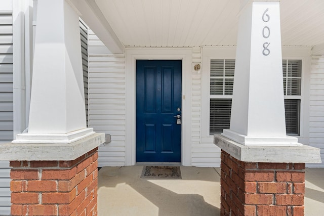 608 Flintlock Ct, Nashville, TN 37217 - entrance to property with a porch