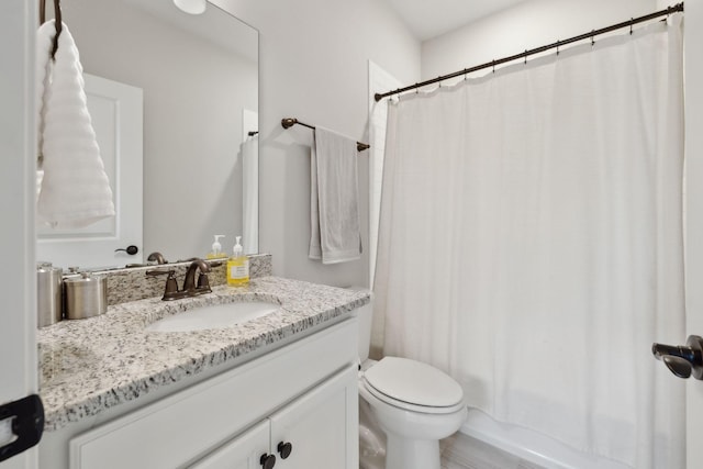 1022 Echelon Dr, Franklin, TN 37064 - full bath featuring toilet, vanity, and shower / bath combo