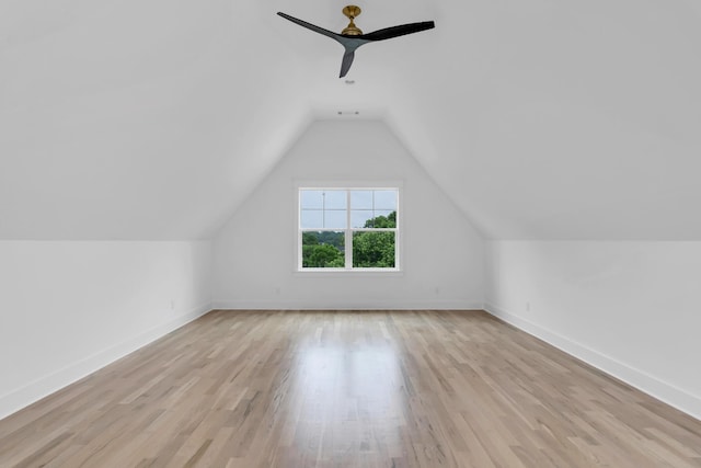 517B River Rouge Dr, Nashville, TN 37209 - bonus room with lofted ceiling, light wood-style floors, baseboards, and ceiling fan