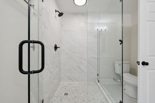 909 Plateau Pkwy, Nashville, TN 37205 - bathroom featuring toilet and a stall shower