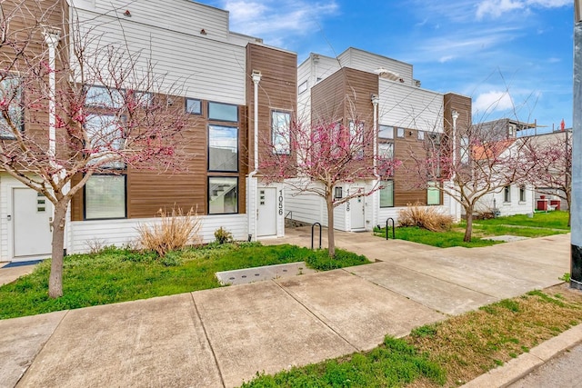 1056E 2nd Ave S, Nashville, TN 37210 - view of front of property