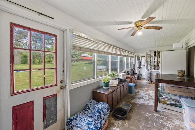 747 Hunting Creek Rd, Whitleyville, TN 38588 - sunroom featuring concrete flooring, healthy amount of natural light, and wood ceiling