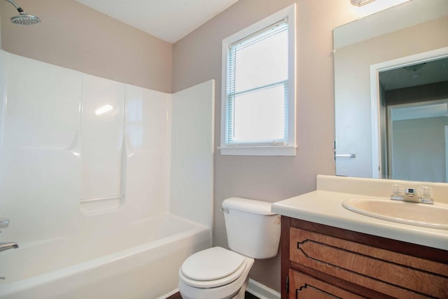 587 Joshua Dr, Clarksville, TN 37042 - bathroom featuring healthy amount of natural light, toilet, vanity, and shower / bath combination
