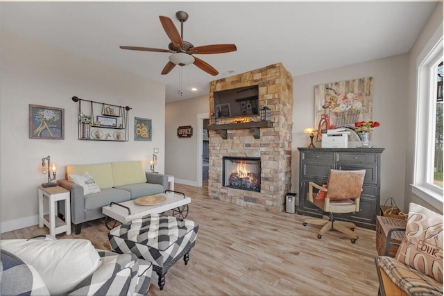 510 Lookout View Dr Unit Rb-177, Jasper, TN 37347 - living room with a fireplace, wood finished floors, ceiling fan, and baseboards
