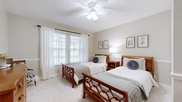 152 Bluegrass Dr, Hendersonville, TN 37075 - bedroom with light colored carpet, ceiling fan, baseboards, and a textured ceiling