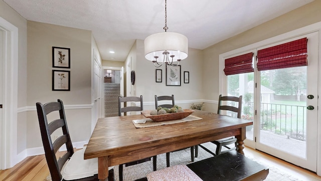 152 Bluegrass Dr, Hendersonville, TN 37075 - dining room with plenty of natural light, light wood-type flooring, a chandelier, recessed lighting, and baseboards