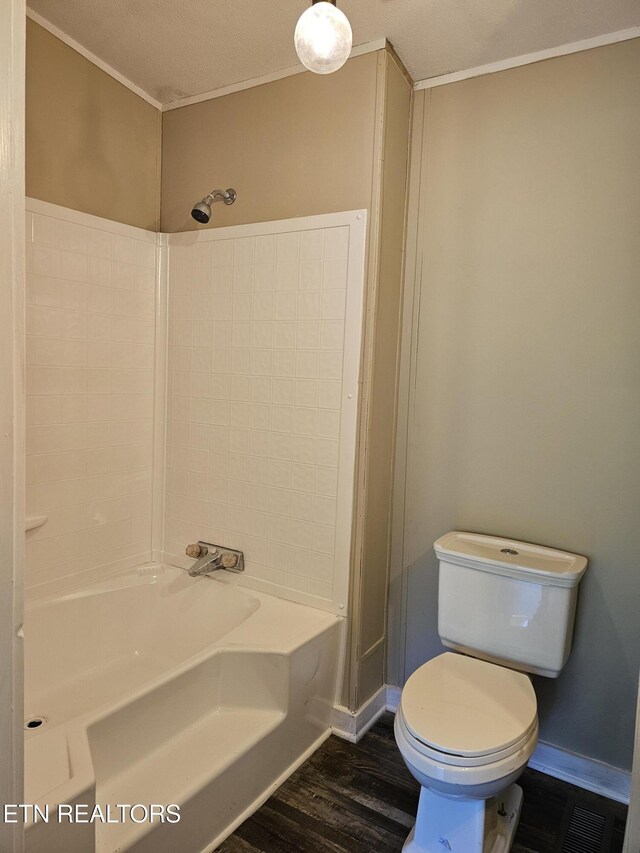 277 Coolidge Rd, La Follette, TN 37766 - bathroom with wood finished floors,  shower combination, and crown molding