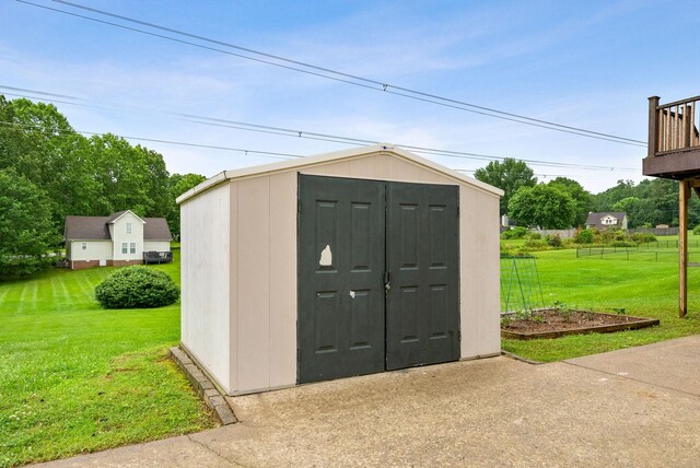 716 Ashwood Dr, Clarksville, TN 37043 - view of shed