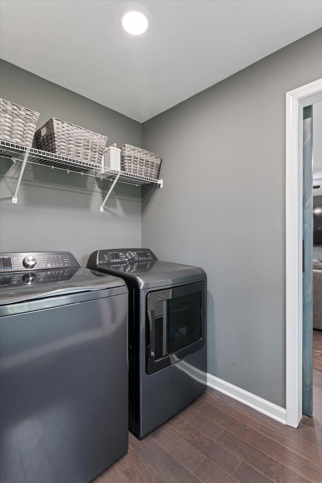 145 Diane Loop, White Bluff, TN 37187 - clothes washing area featuring independent washer and dryer, dark wood finished floors, and baseboards