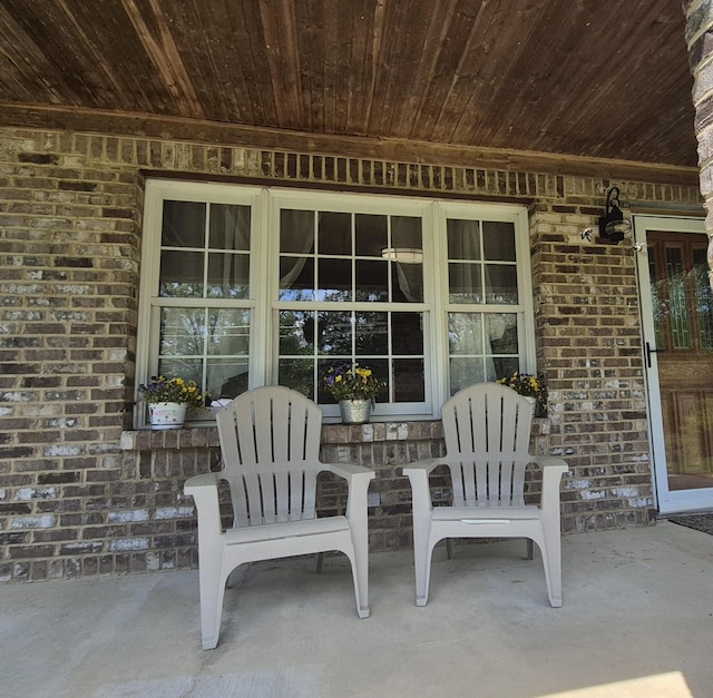 525527 Shady Grove Rd, Sequatchie, TN 37374 - view of patio / terrace with covered porch