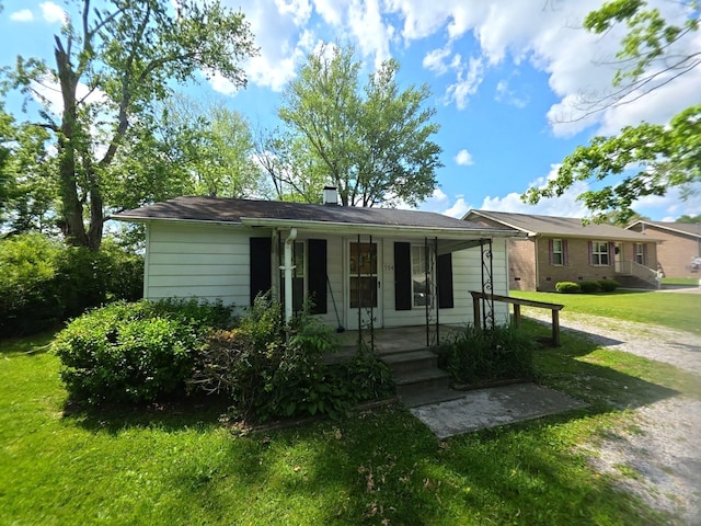 704 Woodrow St, Manchester, TN 37355 - photo 2