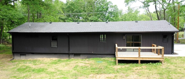 2038 Ogburn Chapel Rd, Clarksville, TN 37042 - rear view of house with a shingled roof, a wooden deck, and crawl space