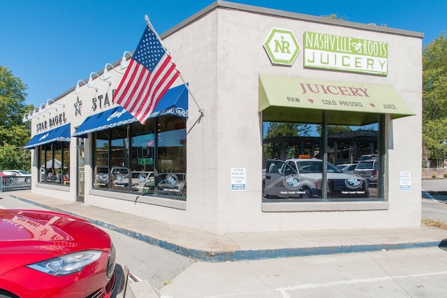 4303A Utah Ave, Nashville, TN 37209 - view of commercial property featuring uncovered parking