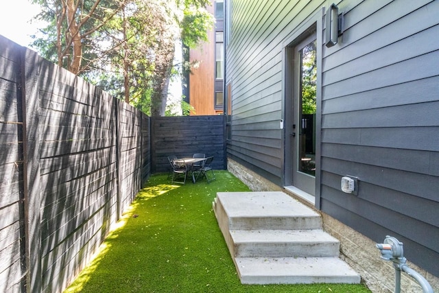 4303A Utah Ave, Nashville, TN 37209 - view of yard