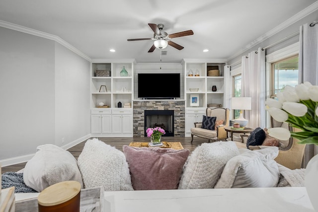 1006 Brinxton Run, Murfreesboro, TN 37128 - living room with ornamental molding, recessed lighting, baseboards, a ceiling fan, and wood finished floors