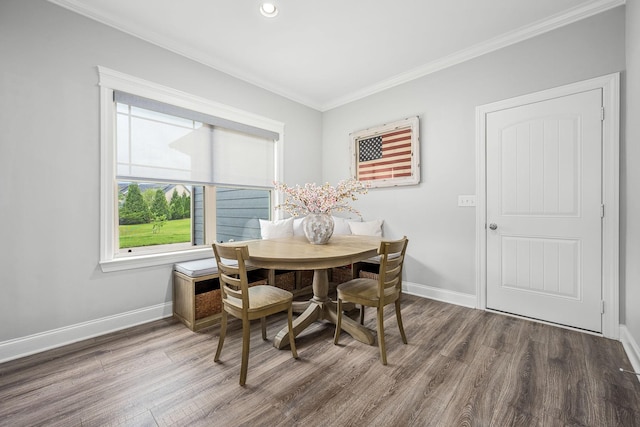 1006 Brinxton Run, Murfreesboro, TN 37128 - dining space with ornamental molding, baseboards, wood finished floors, and recessed lighting