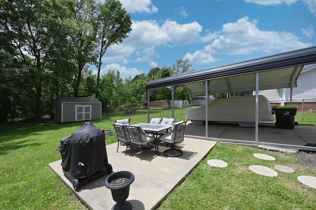 view of yard featuring a shed and an outdoor structure