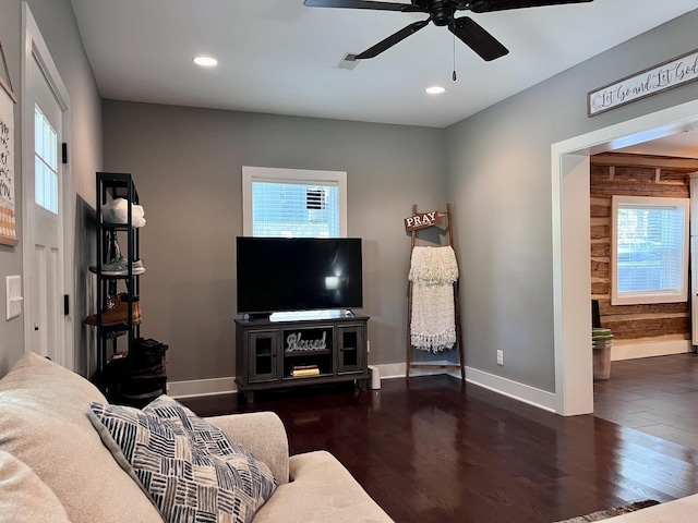219 Garner St, Springfield, TN 37172 - living area with a ceiling fan, recessed lighting, wood finished floors, and baseboards