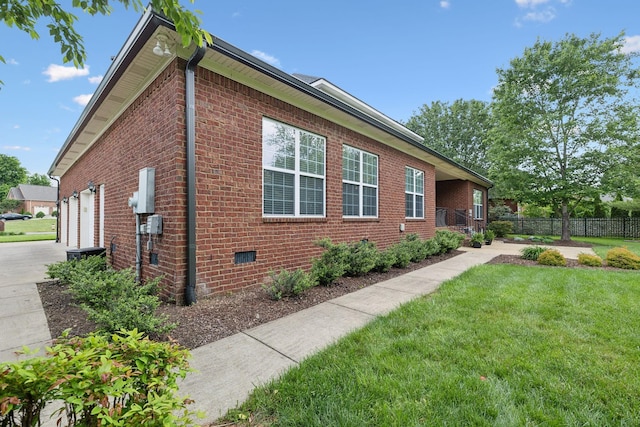 2335 Garrison Cv, Murfreesboro, TN 37130 - view of side of property featuring brick siding and concrete driveway