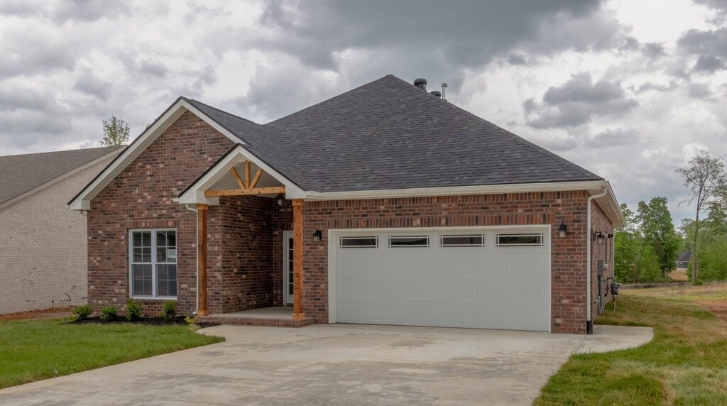 1555 Hereford Blvd, Clarksville, TN 37043 - photo 2