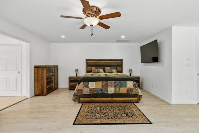 1840 Lick Creek Rd, Hartsville, TN 37074 - bedroom featuring light wood-style floors, baseboards, recessed lighting, and ceiling fan