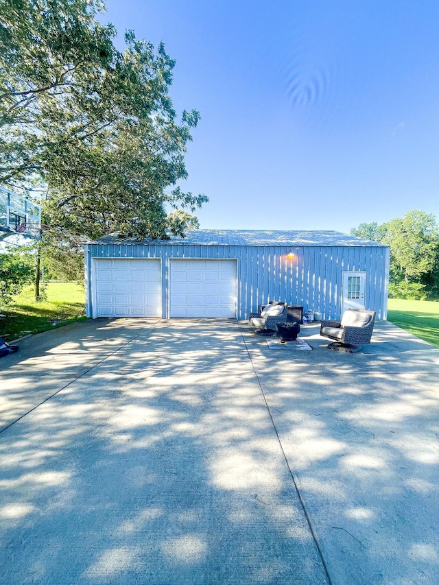 3517 Dobbins Pike, Portland, TN 37148 - view of detached garage
