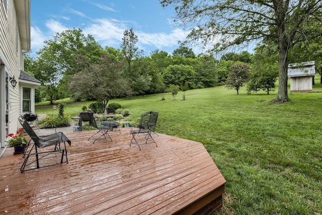 4060 Carters Creek Pike, Franklin, TN 37064 - wooden deck with a lawn and view of wooded area