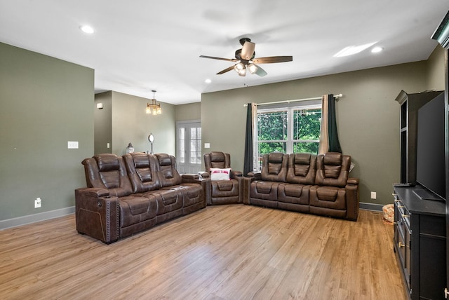 996 Gratton Rd, Clarksville, TN 37043 - living room with light wood-style floors, a ceiling fan, baseboards, and recessed lighting