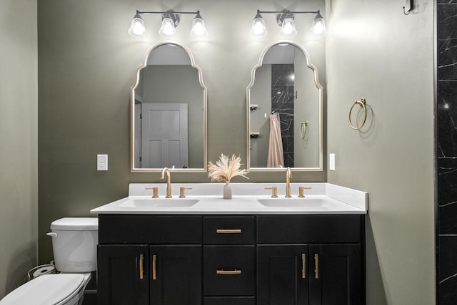 996 Gratton Rd, Clarksville, TN 37043 - bathroom with toilet and double vanity