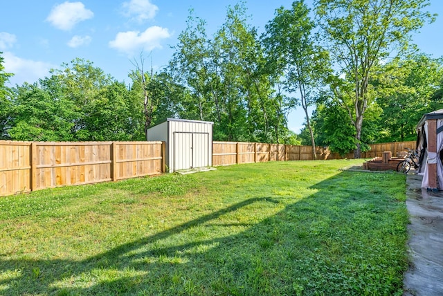 996 Gratton Rd, Clarksville, TN 37043 - view of yard
