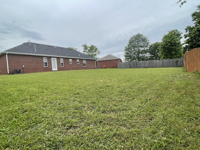 9104 Eddystone Ct, Smyrna, TN 37167 - view of yard with central air condition unit