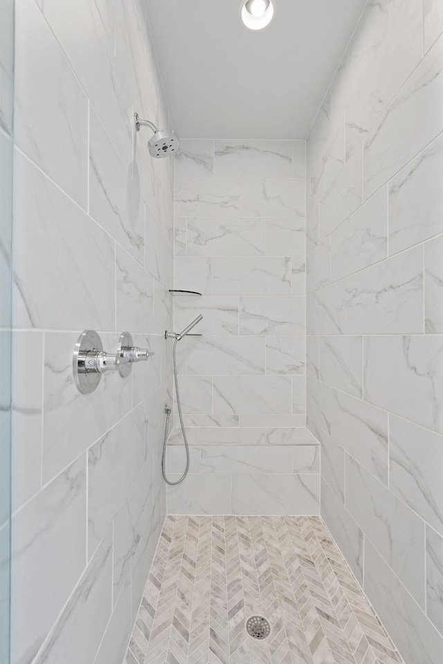 6003B Pennsylvania Ave, Nashville, TN 37209 - full bathroom featuring tiled shower