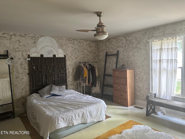 1939 Pinewood Cv, Cleveland, TN 37312 - bedroom featuring wallpapered walls
