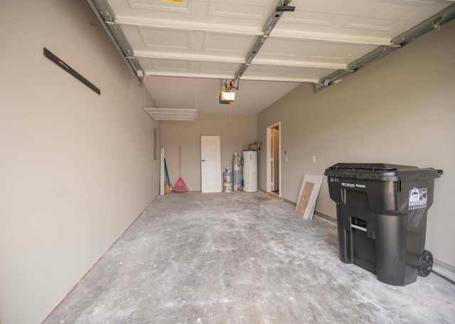 2642 Sewanee Pl, Murfreesboro, TN 37128 - garage with water heater and a garage door opener