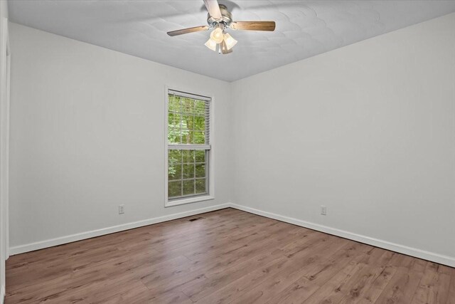 954 Dogwood Dr, New Johnsonville, TN 37134 - photo 34