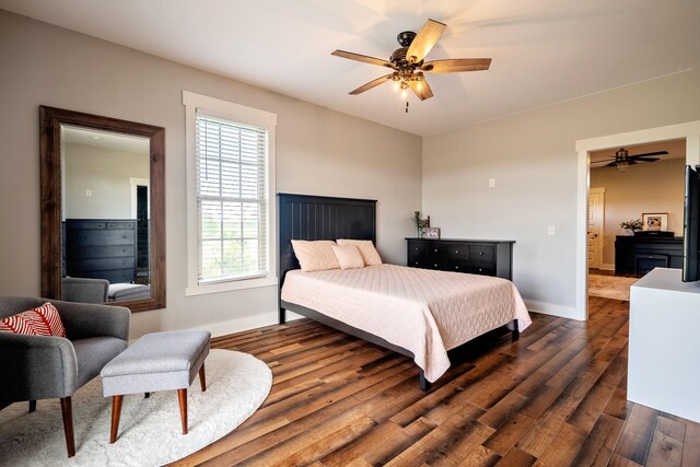82 Staggs Rd, Ethridge, TN 38456 - bedroom featuring dark wood-style flooring, baseboards, and ceiling fan