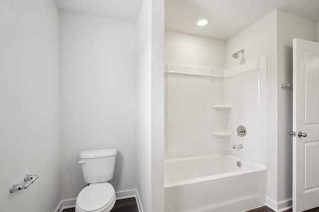 4621 Winslet Dr, Smyrna, TN 37167 - full bath featuring toilet, baseboards, bathtub / shower combination, and wood finished floors
