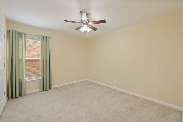 2130 River Chase Dr, Murfreesboro, TN 37128 - unfurnished room featuring light carpet, baseboards, and ceiling fan